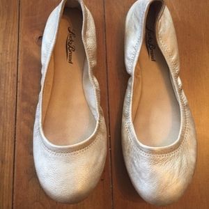 Lucky Brand Gold Flats